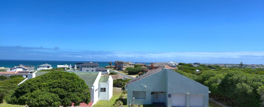 5 Bedroom Property for Sale in Kleinbaai Western Cape
